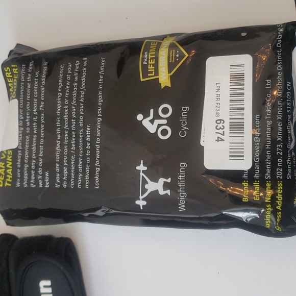 Ihuan Sports Gloves Black Size S/M NWOT - Picture 4 of 4